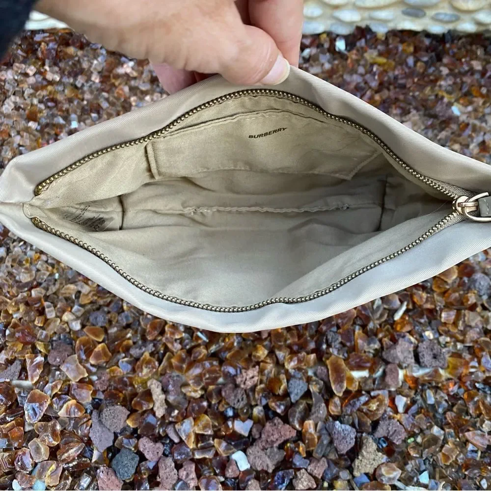 Burberry Pouch Cosmetic Makeup Case Tan Travel Toiletries Bag.